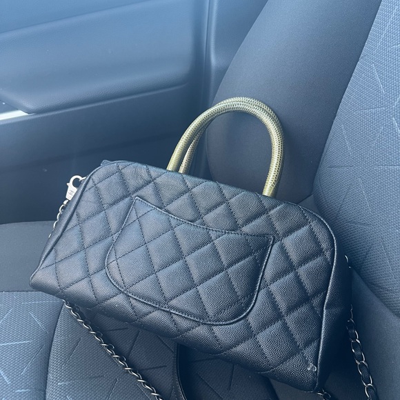 Chanel Coco Handle Bowling,black caviar quilted lizard-embossed top handle - Picture 4 of 17